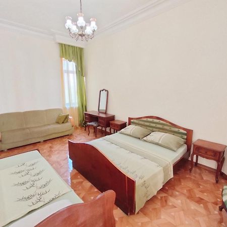 Batumi Sun Hostel Eksteriør billede
