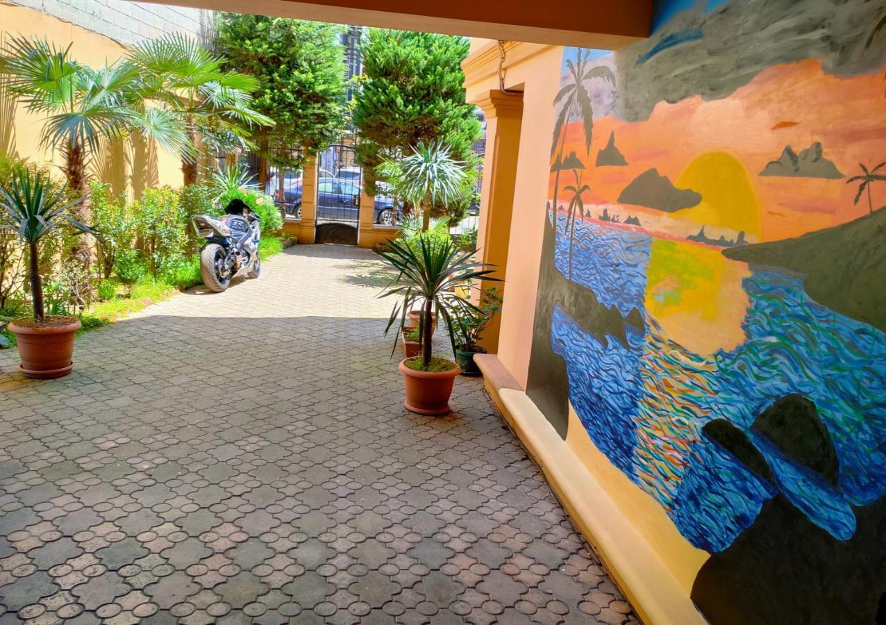 Batumi Sun Hostel Eksteriør billede