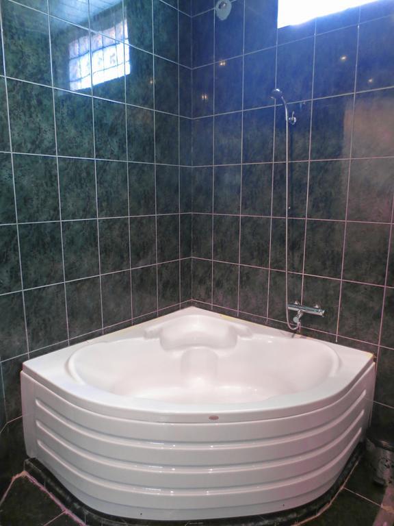 Batumi Sun Hostel Værelse billede